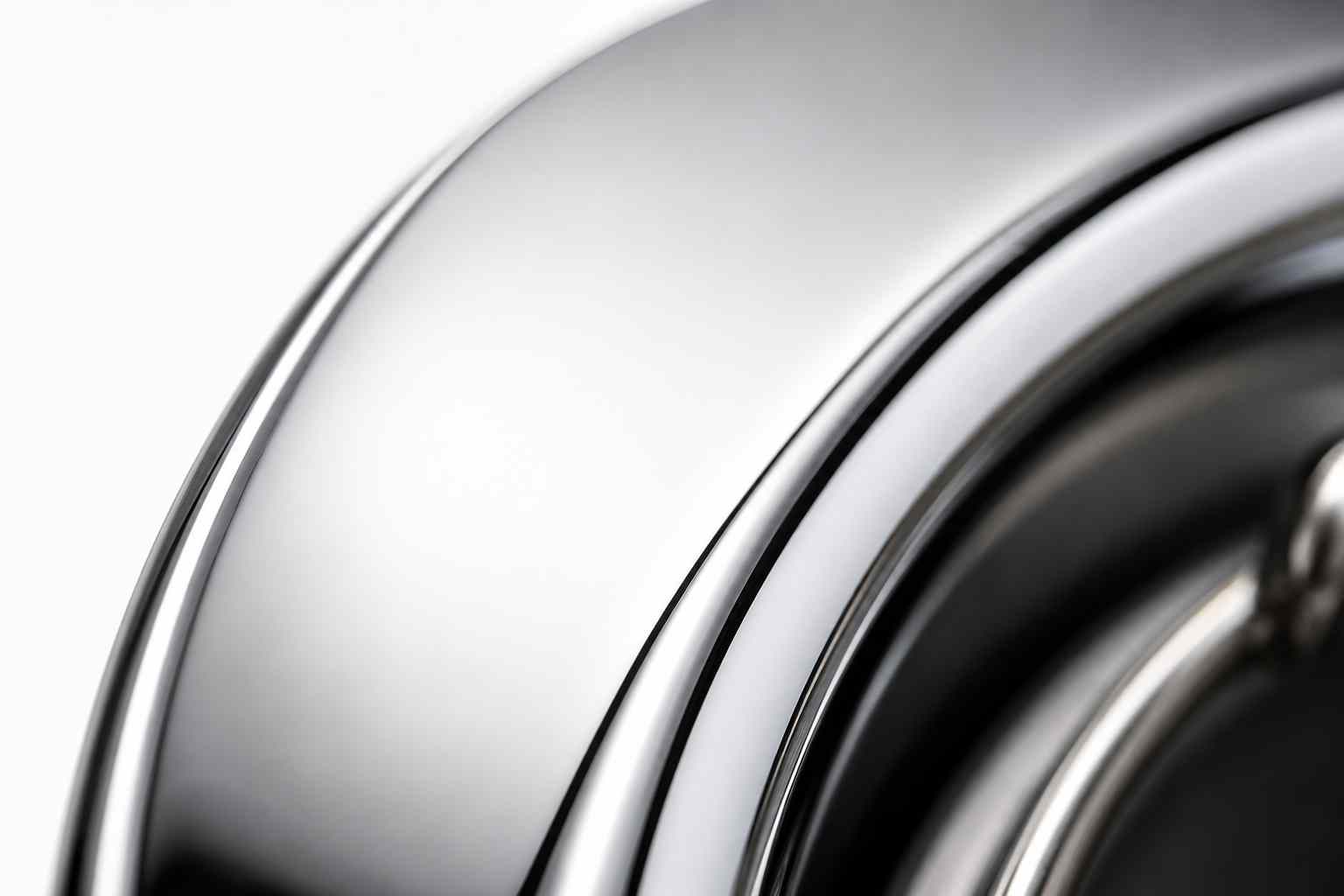 ARGUS CT-2114-C detail chromového povrchu ocelové konstrukce